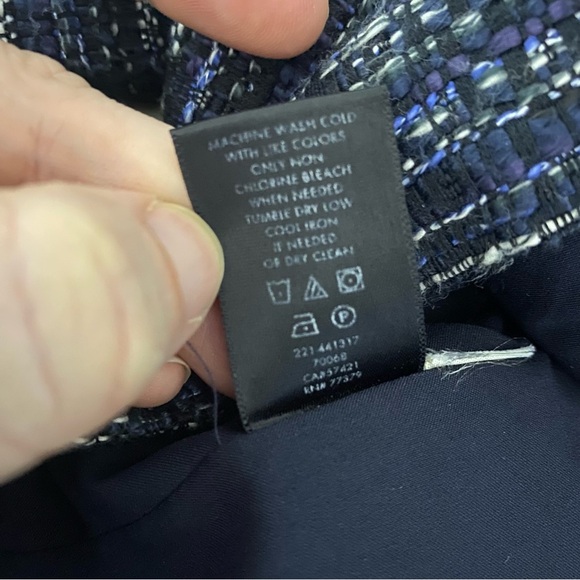 Ann Taylor Cotton Blend Tweed Fringe Trim Blazer Jacket 6 Navy Blue Black Ivory - Picture 8 of 9